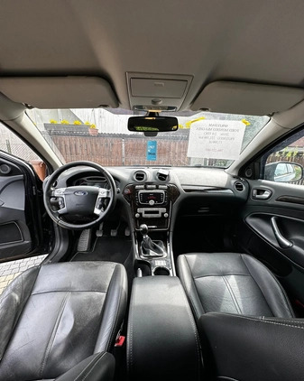 Ford Mondeo cena 17000 przebieg: 220000, rok produkcji 2010 z Kostrzyn małe 106